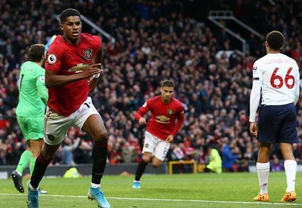 的角色和球 的角色和球