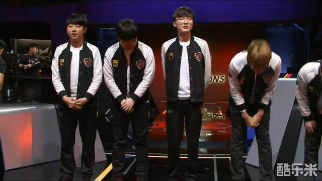 他总能在关 他总能在关