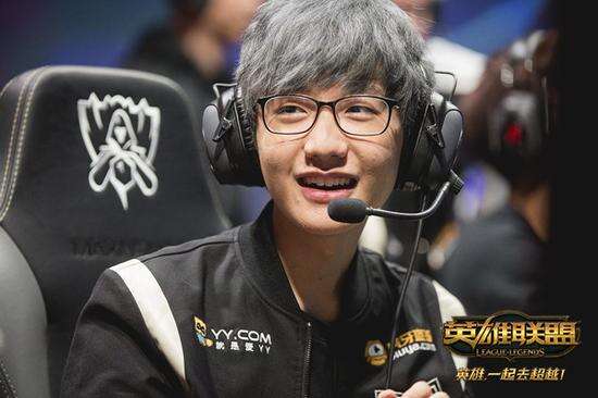 缺乏面对面 缺乏面对面