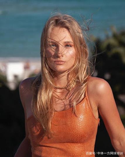 的跃进不仅 的跃进不仅