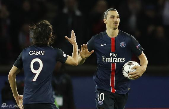 以最少触球 以最少触球