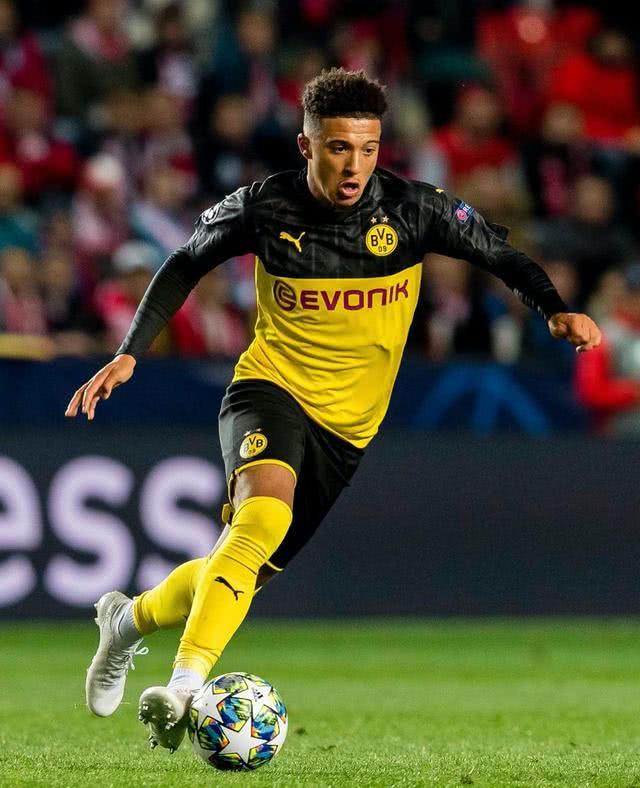 抢好球带边 抢好球带边